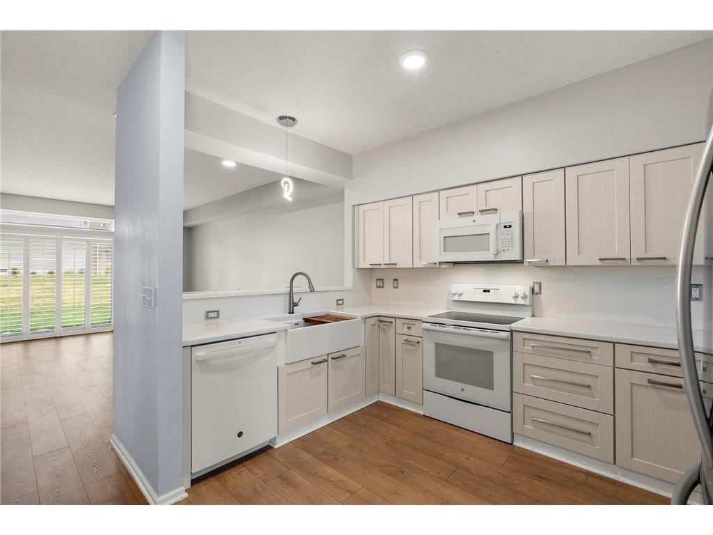 11677 Horizon Drive #603 Burnsville MN 55337 7091225 image2