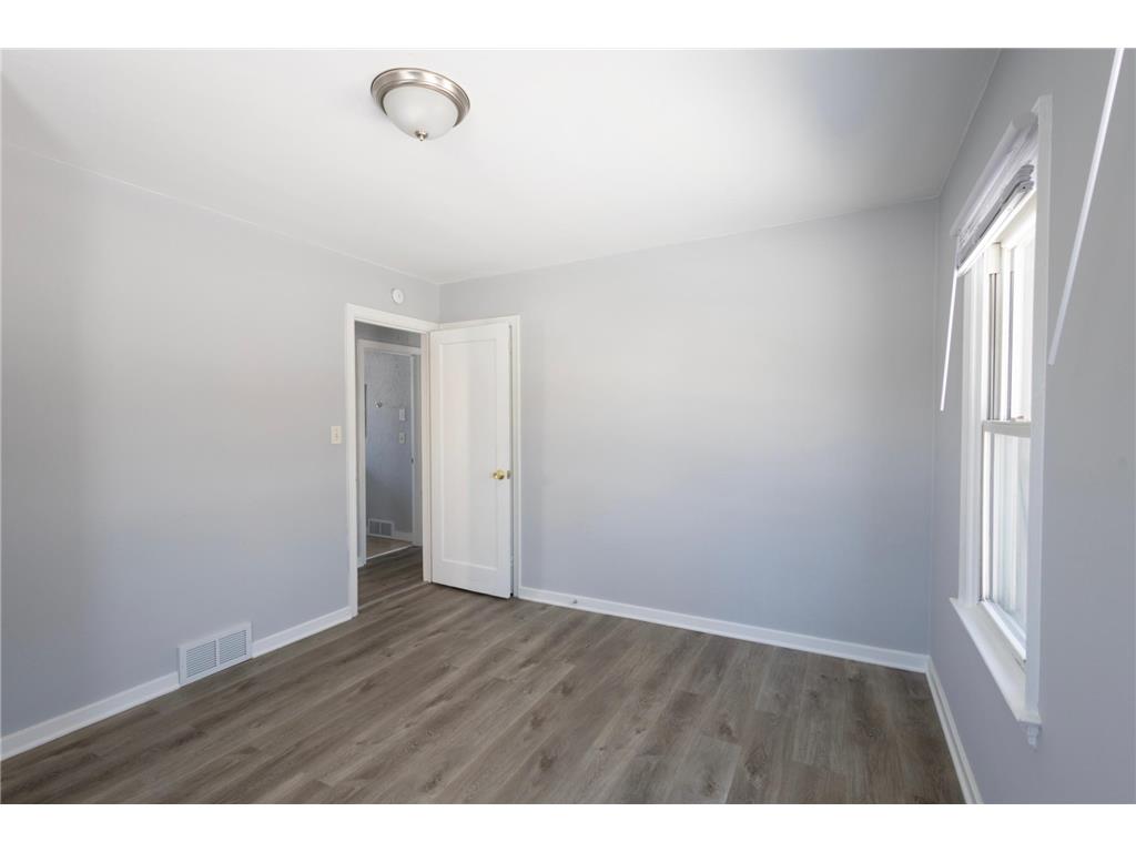 1168 Lane Pl Saint Paul MN 55106 7037713 image8