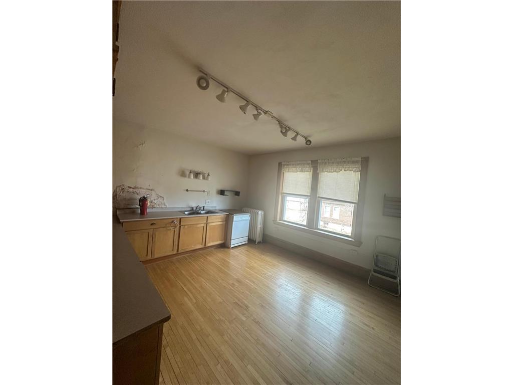 1169 Rice Street Saint Paul MN 55117 7040214 image25