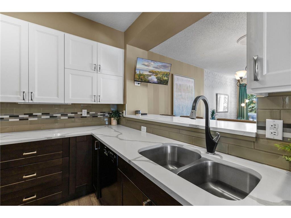 11692 Langford Circle Burnsville MN 55337 7099250 image14