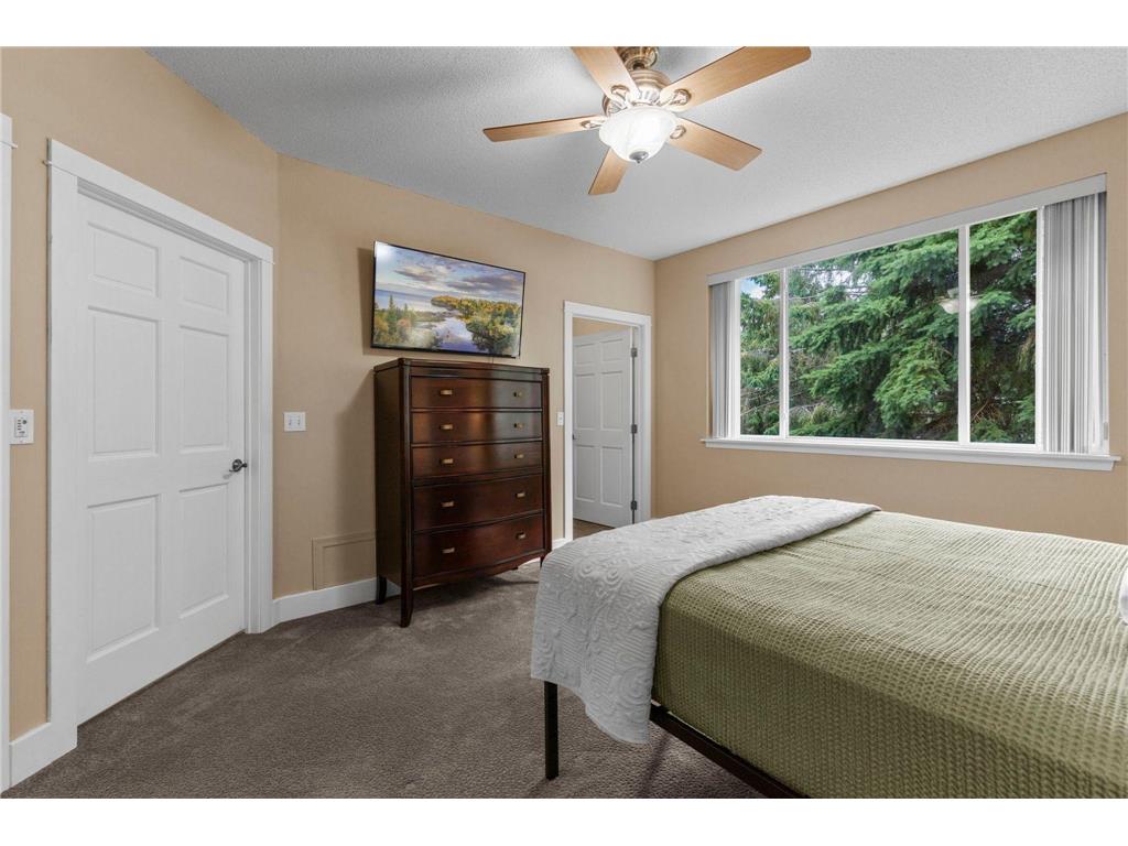 11692 Langford Circle Burnsville MN 55337 7099250 image28
