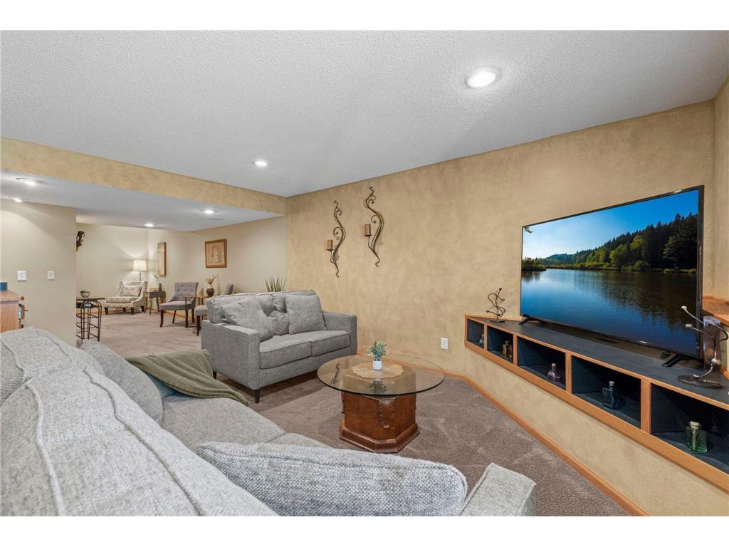11692 Langford Circle Burnsville MN 55337 7099250 image40