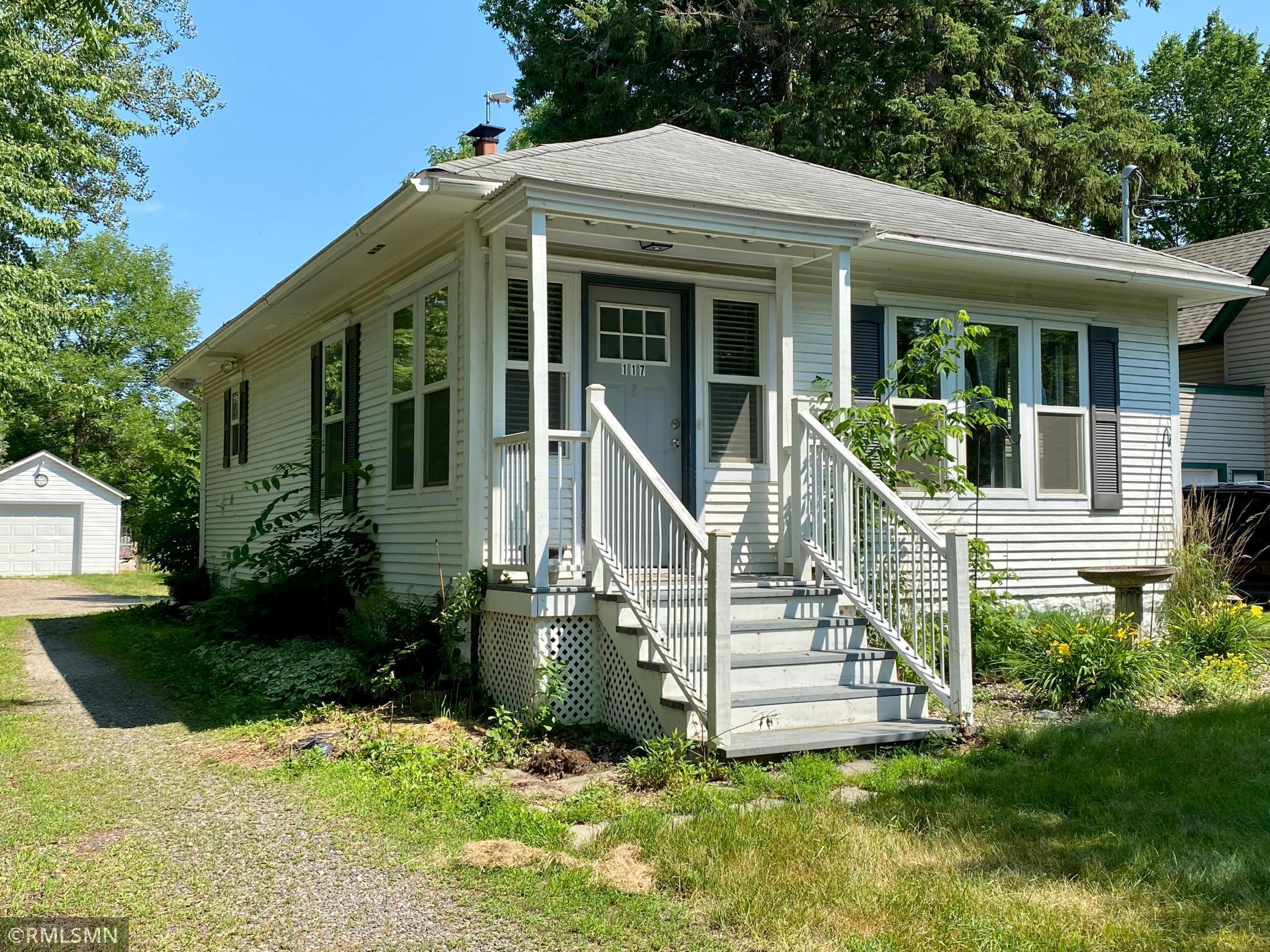 117 Douglas Avenue N, Braham, MN, 55006 MLS 6014685 Edina Realty