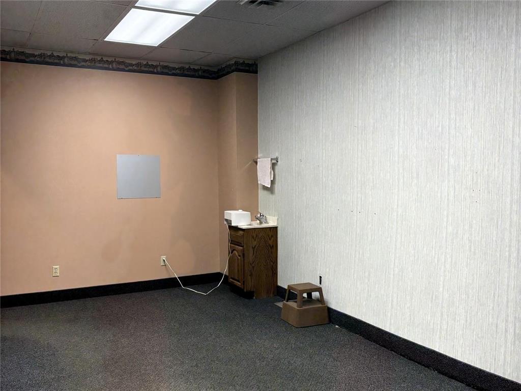 117 E Lincoln Avenue Fergus Falls MN 56537 7006700 image20