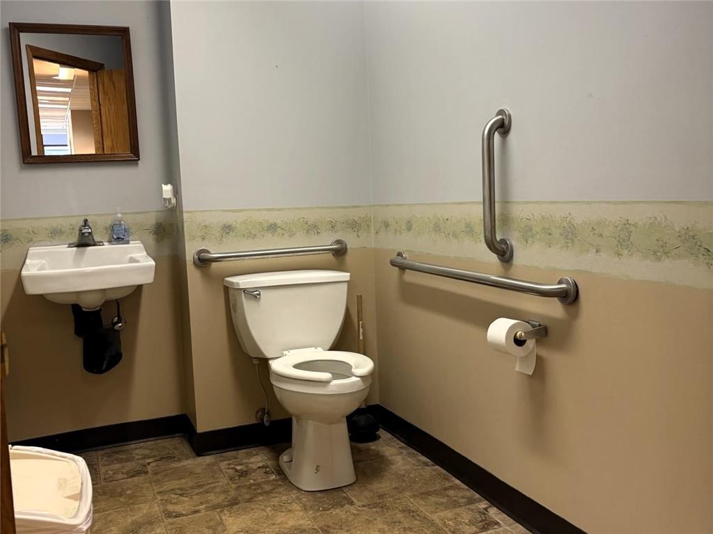 117 E Lincoln Avenue Fergus Falls MN 56537 7006700 image29