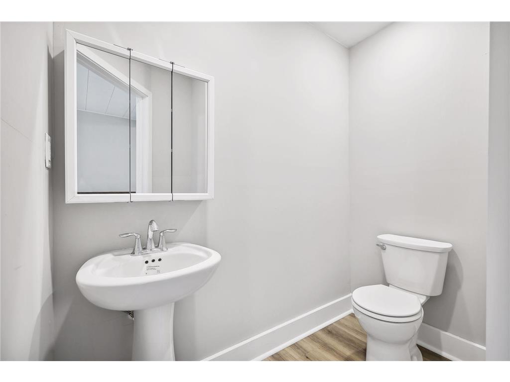 117 E Pleasant Street Mankato MN 56001 6826486 image14