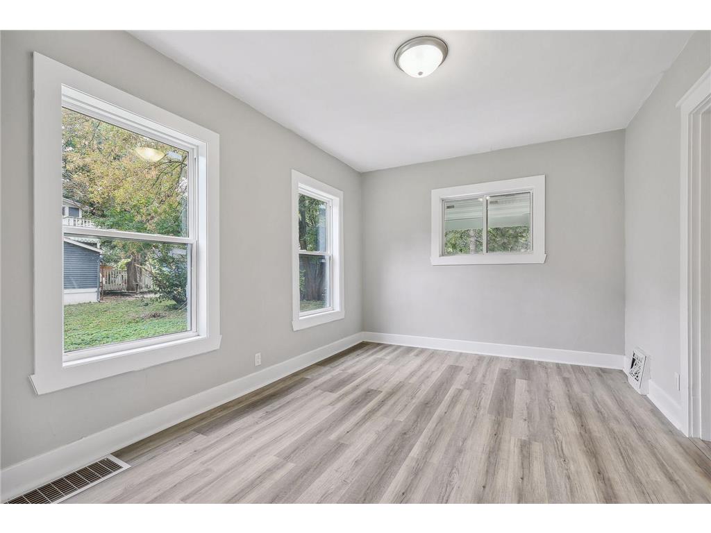 117 E Pleasant Street Mankato MN 56001 6826486 image16