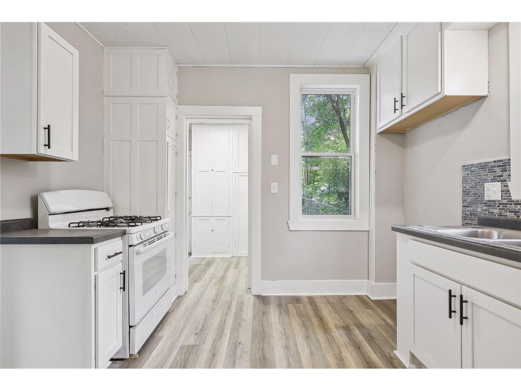 117 E Pleasant Street Mankato MN 56001 6826486 image26