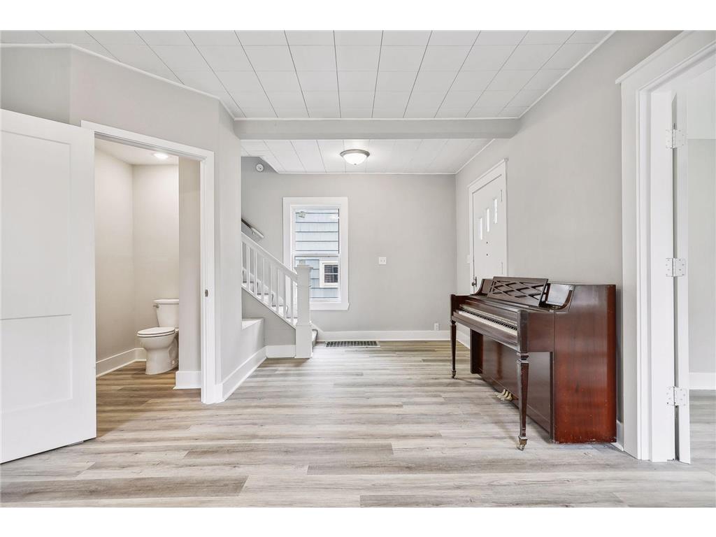 117 E Pleasant Street Mankato MN 56001 6826486 image7