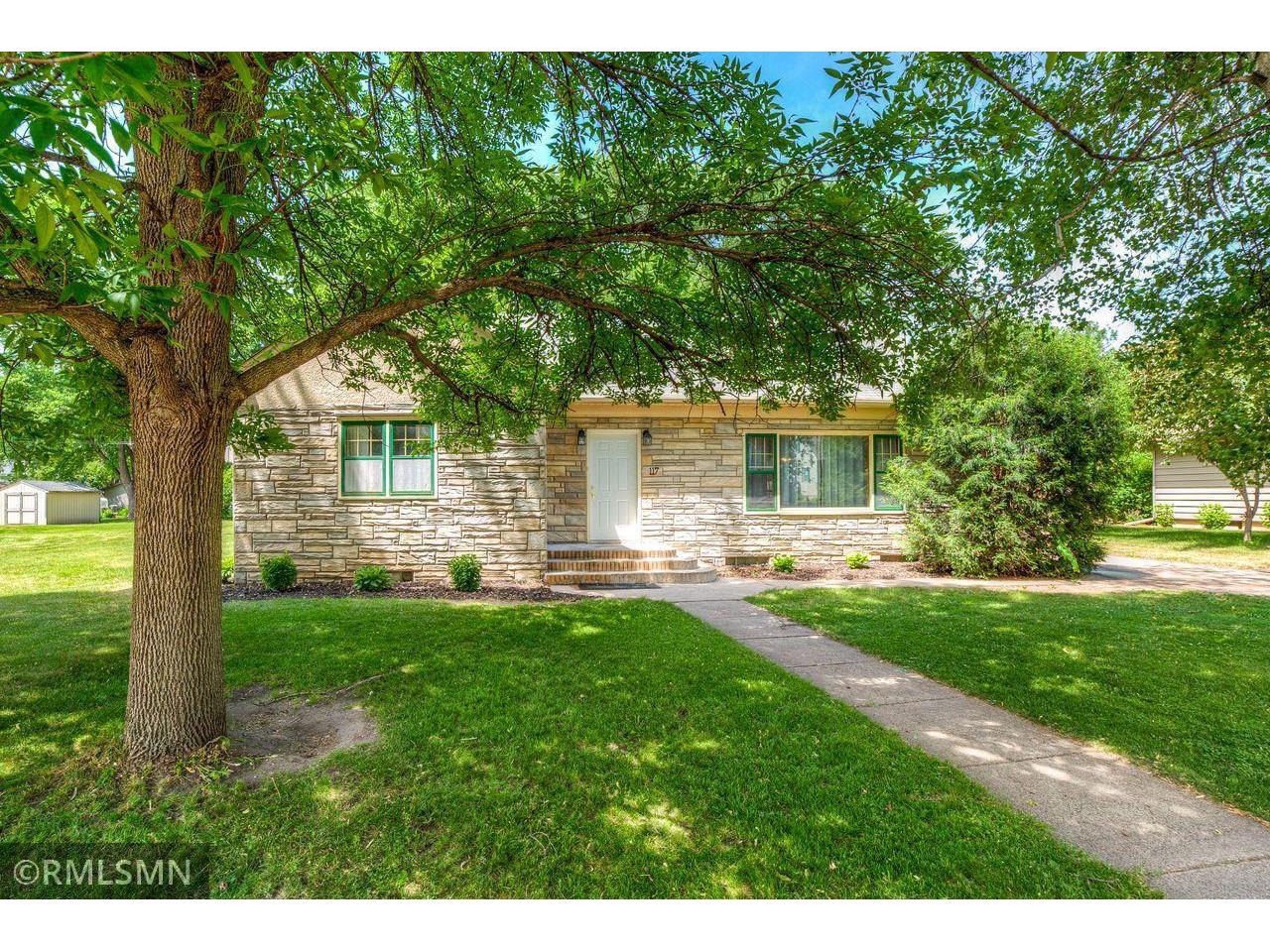 117 Fir Street S, Lester Prairie, MN 55354 MLS 6008728 Edina Realty