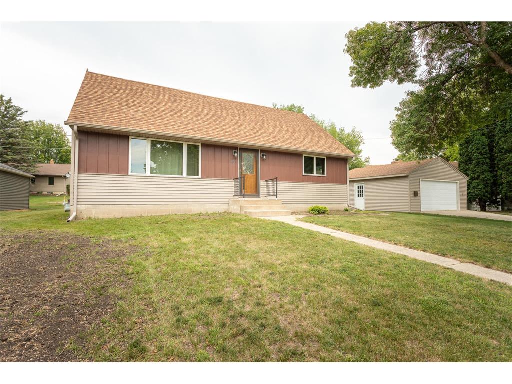 117 Meadow Lane Morris MN 56267 6416764 image1