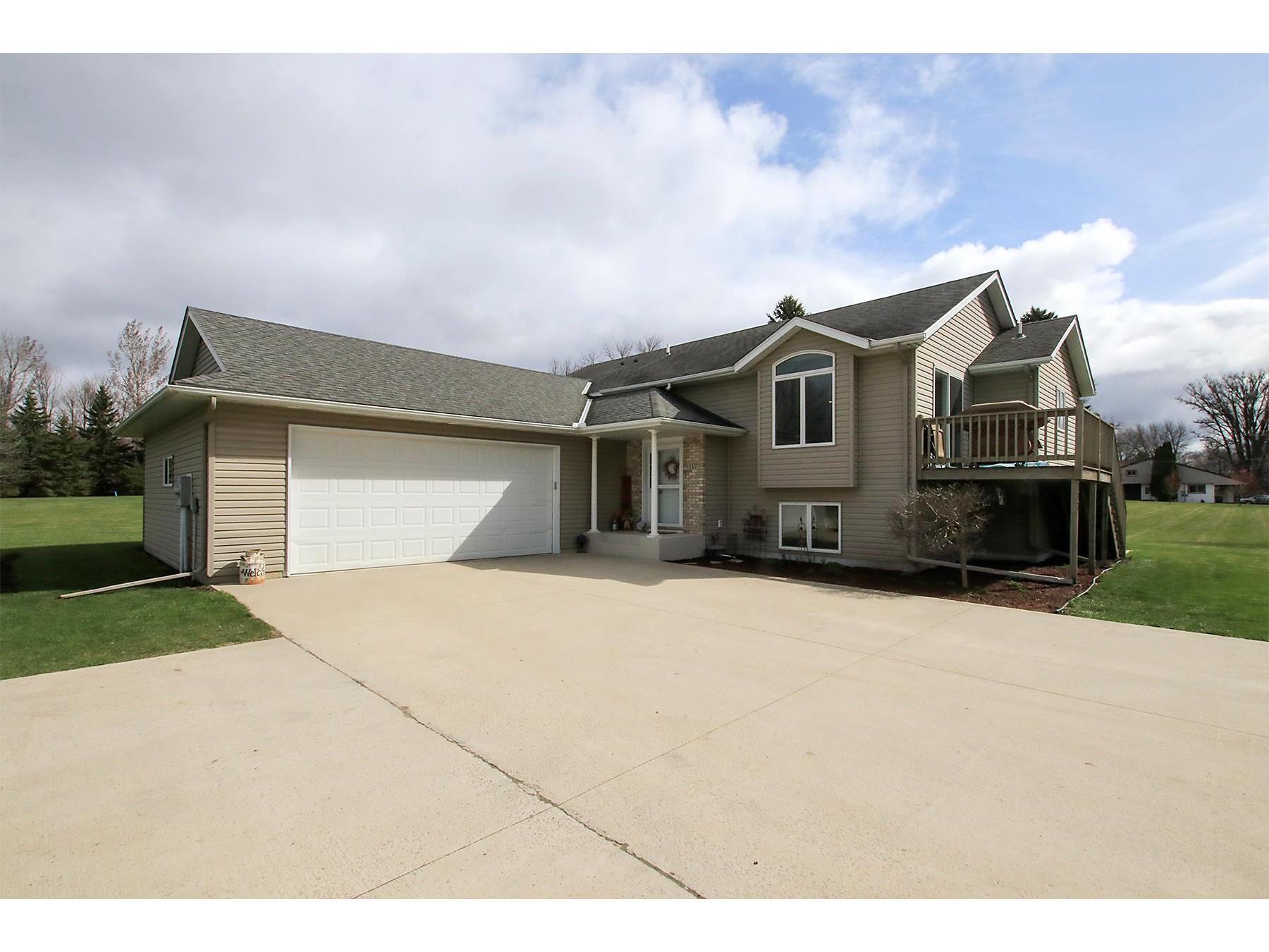 117 Nellermoe Avenue NW, Buffalo Lake, MN 55314 MLS 5735848 Edina