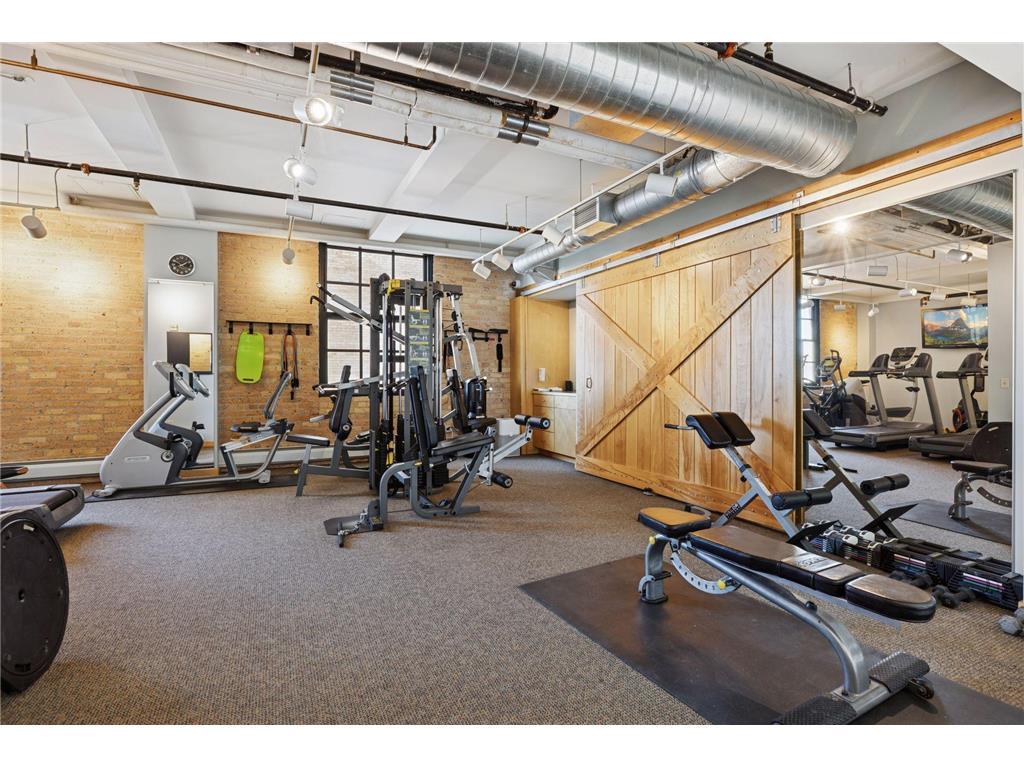 117 Portland Avenue #402 Minneapolis MN 55401 7004222 image40