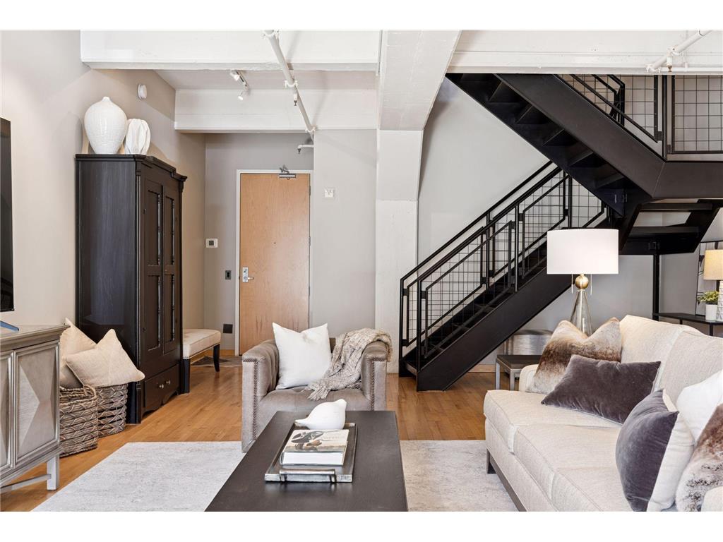 117 Portland Avenue #402 Minneapolis MN 55401 7004222 image6