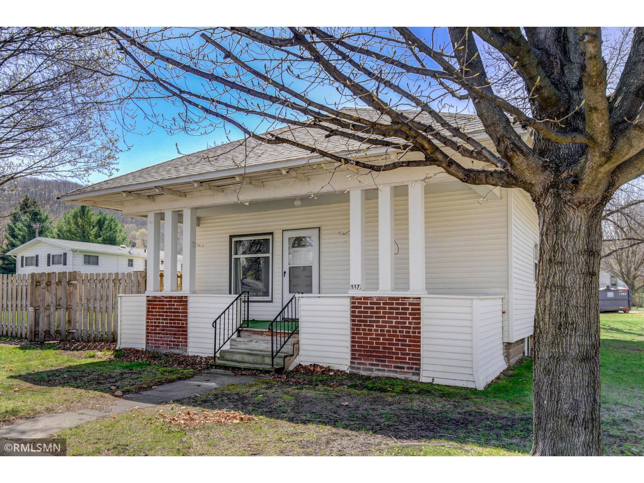 117 Race Avenue W, Elmwood, WI, 54740 MLS 7079037 Edina Realty