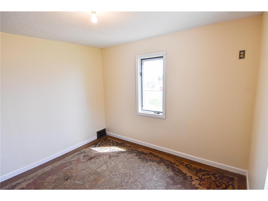 117 Red Lake Avenue N Saint Hilaire MN 56754 7074203 image27