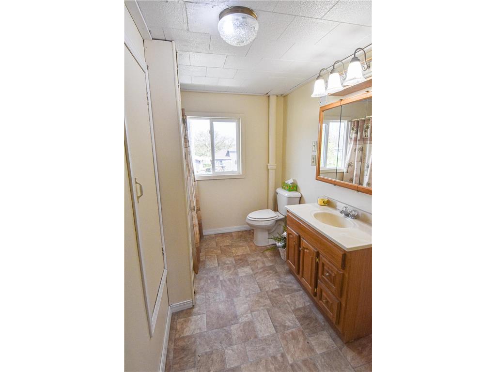 117 Red Lake Avenue N Saint Hilaire MN 56754 7074203 image35