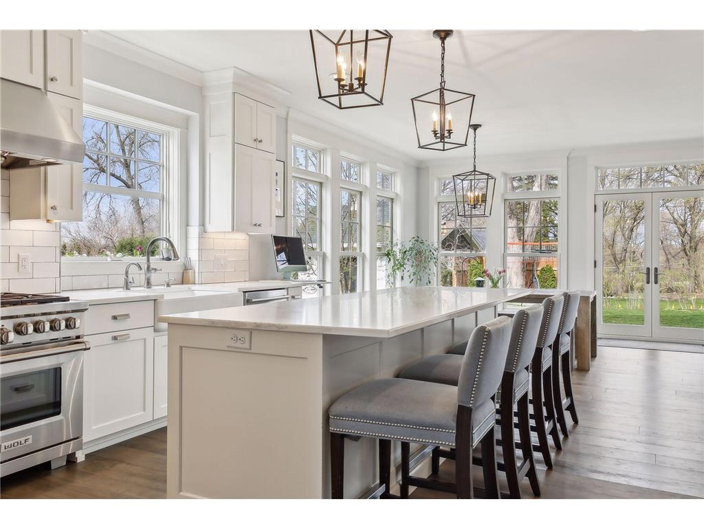 117 Walker Avenue N, Wayzata, MN, 55391 MLS 6543454 Edina Realty