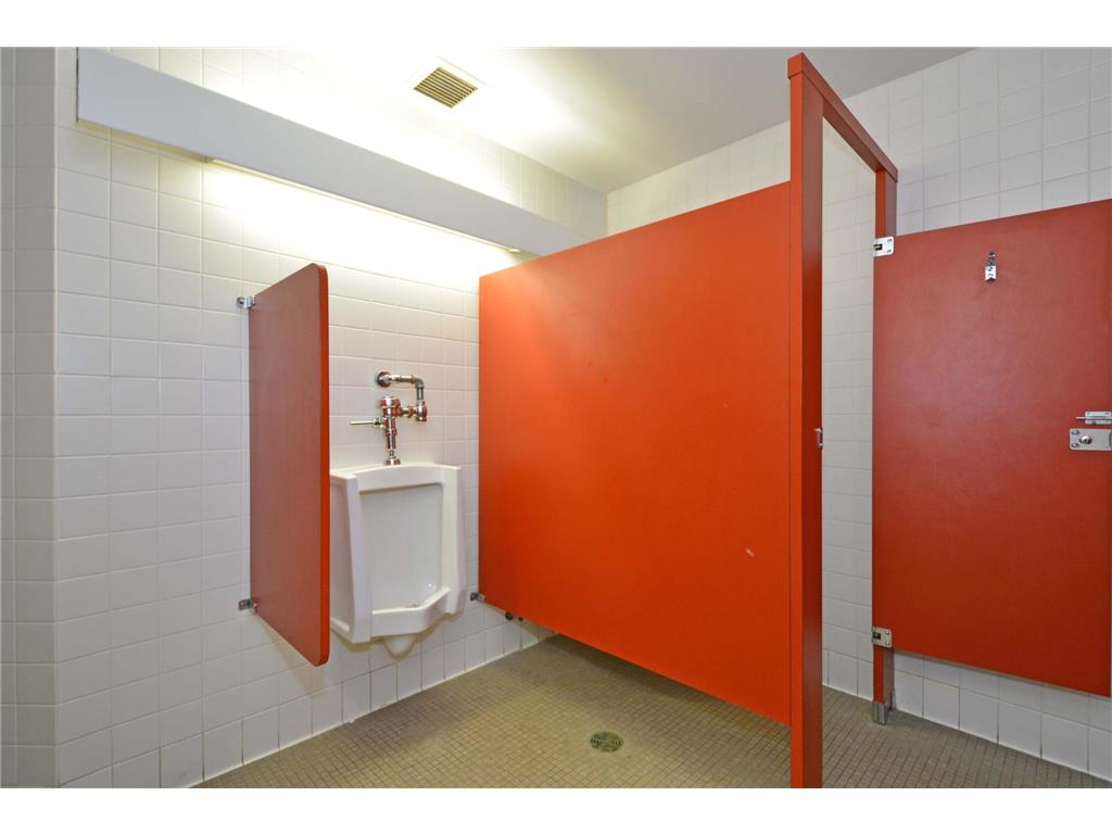 1170 15th Avenue SE Minneapolis MN 55414 7001174 image11