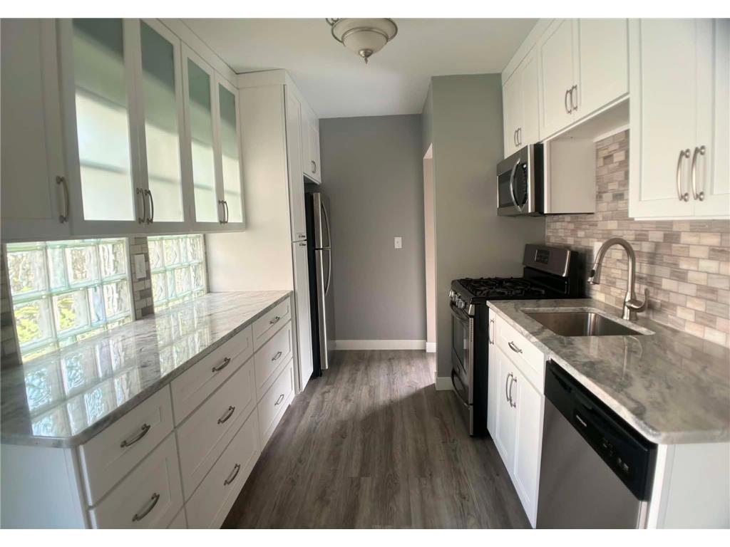 1170 Minnehaha Avenue W Saint Paul MN 55104 7081027 image13