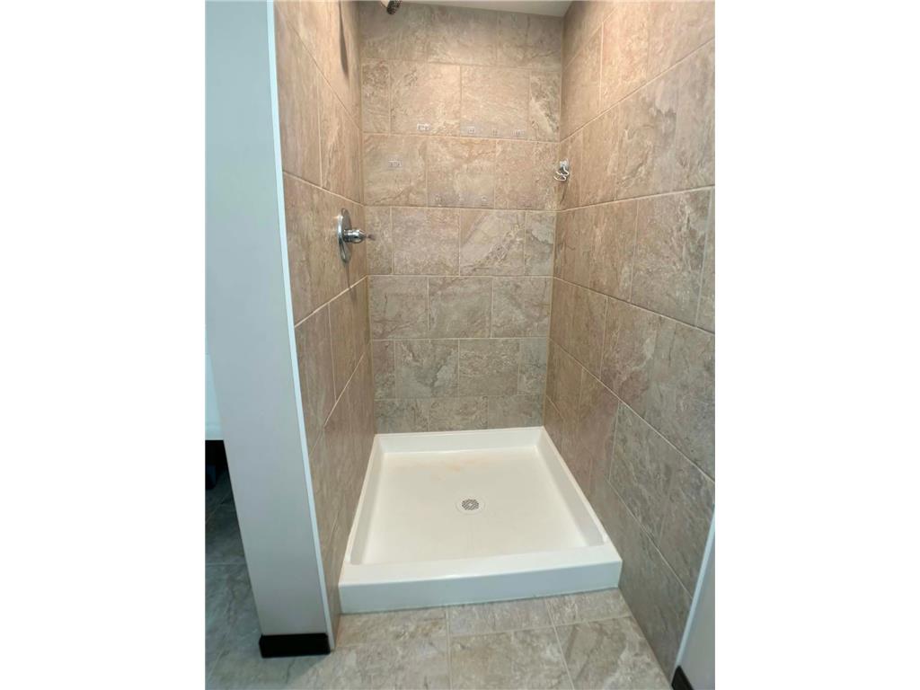 1170 Minnehaha Avenue W Saint Paul MN 55104 7081027 image24