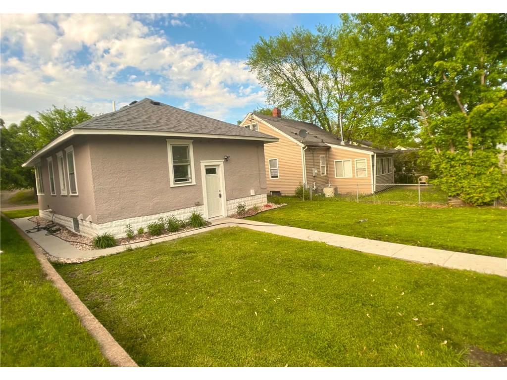 1170 Minnehaha Avenue W Saint Paul MN 55104 7081027 image5