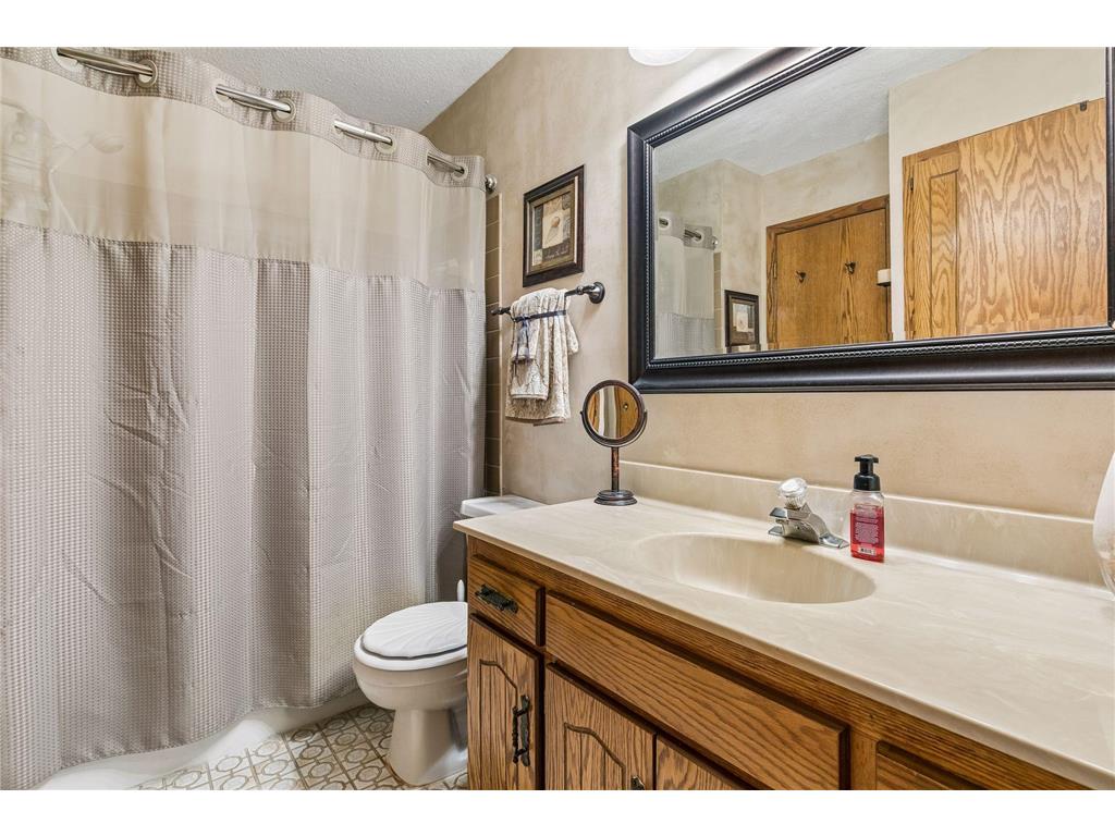 11701 Mirada Court Burnsville MN 55337 7089770 image16