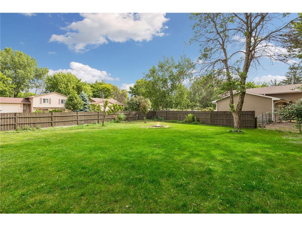 11701 Mirada Court Burnsville MN 55337 7089770 image23