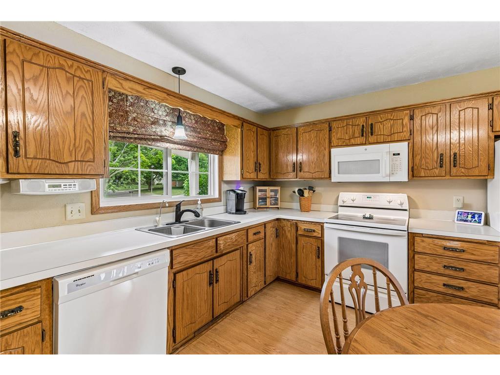 11701 Mirada Court Burnsville MN 55337 7089770 image3
