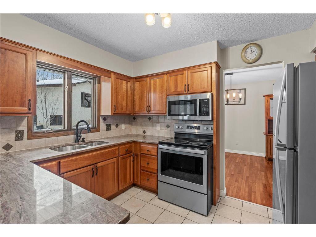 11711 Evergreen Circle NW Coon Rapids MN 55448 - Sand Creek 6821505 image6