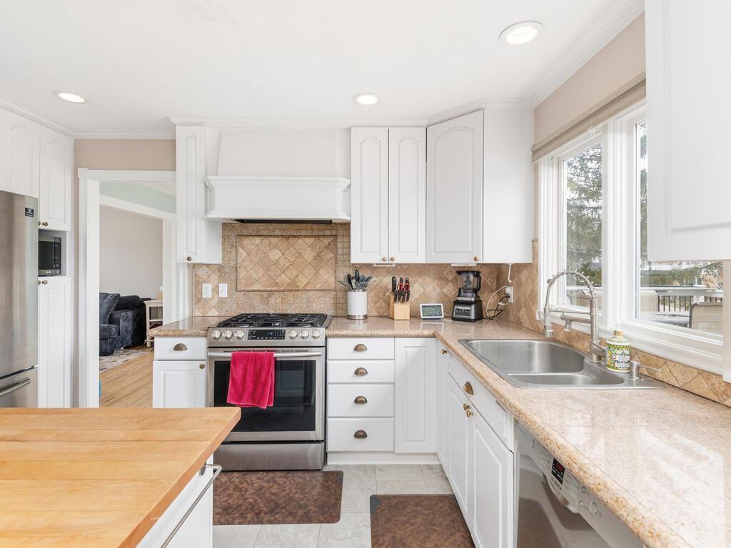 11712 Galtier Drive Burnsville MN 55337 7035076 image9