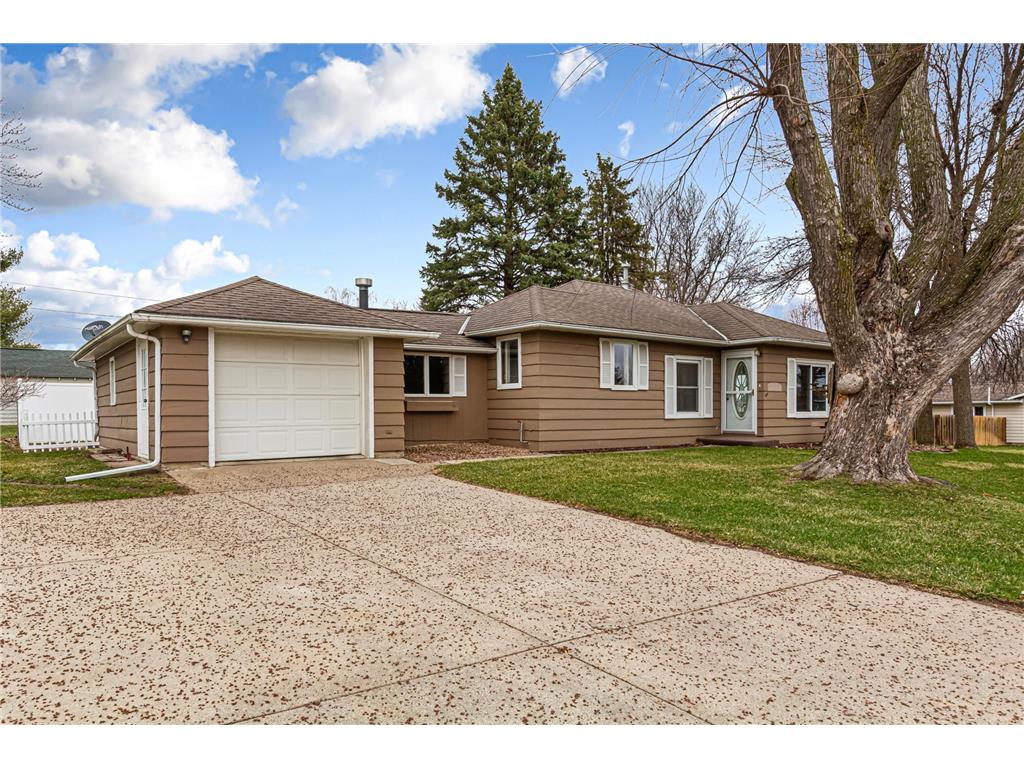 1172 6th Avenue SW Faribault MN 55021 7042028 image1