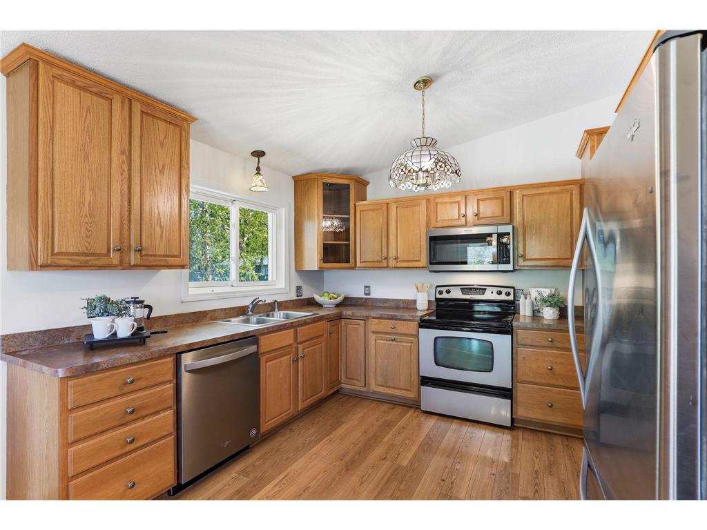 11724 67th Place N Maple Grove MN 55369 7080671 image10