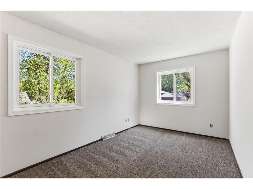 11724 67th Place N Maple Grove MN 55369 7080671 image14