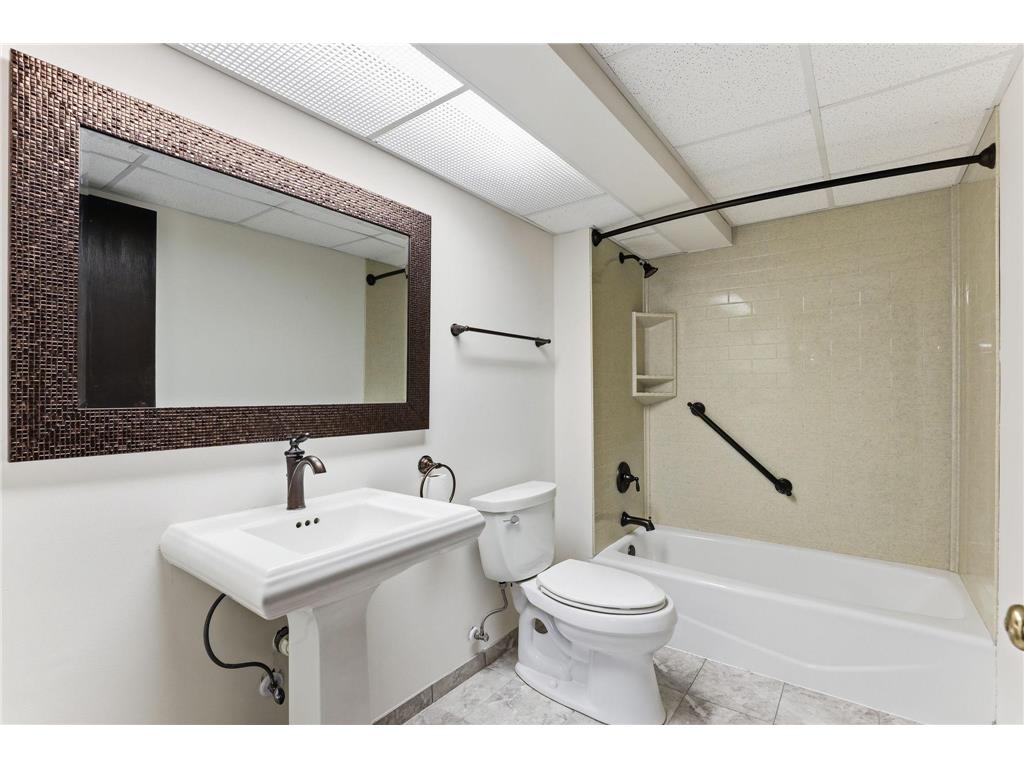 11724 67th Place N Maple Grove MN 55369 7080671 image23