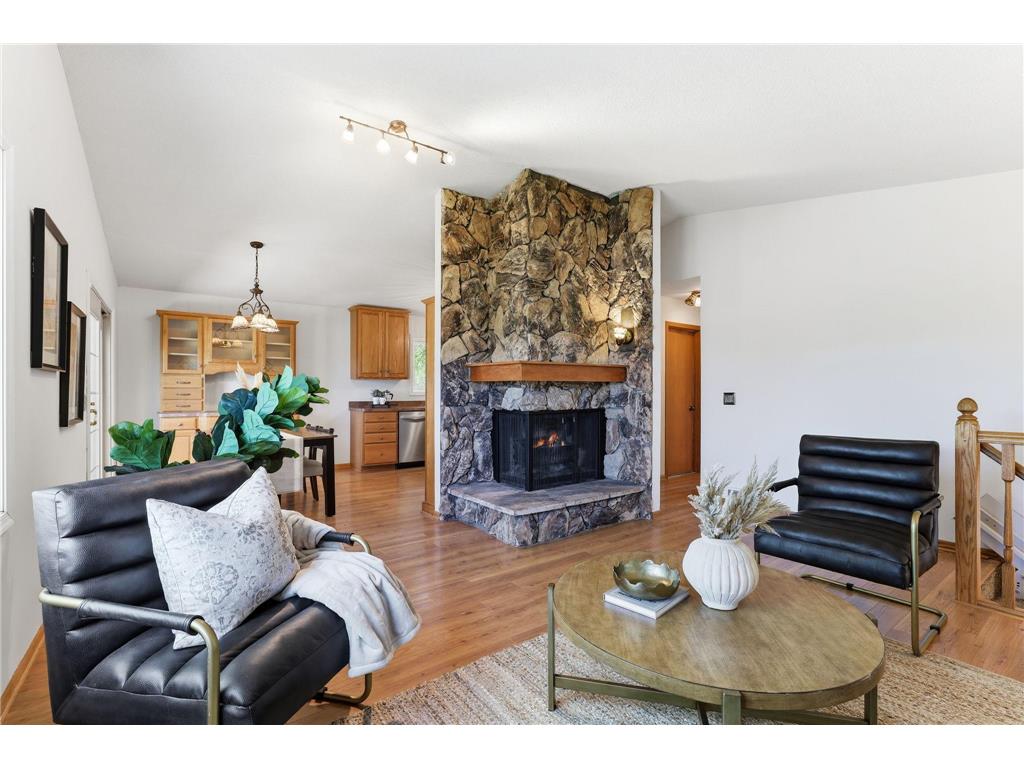 11724 67th Place N Maple Grove MN 55369 7080671 image6