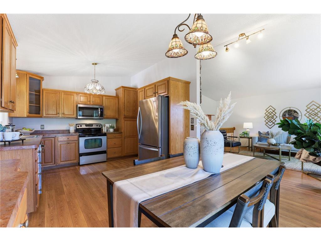 11724 67th Place N Maple Grove MN 55369 7080671 image8