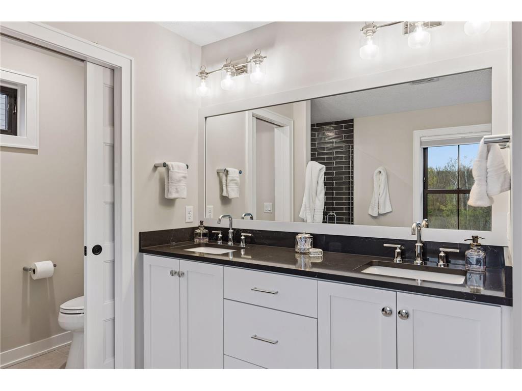 11724 Azure Lane Inver Grove Heights MN 55077 7045556 image33