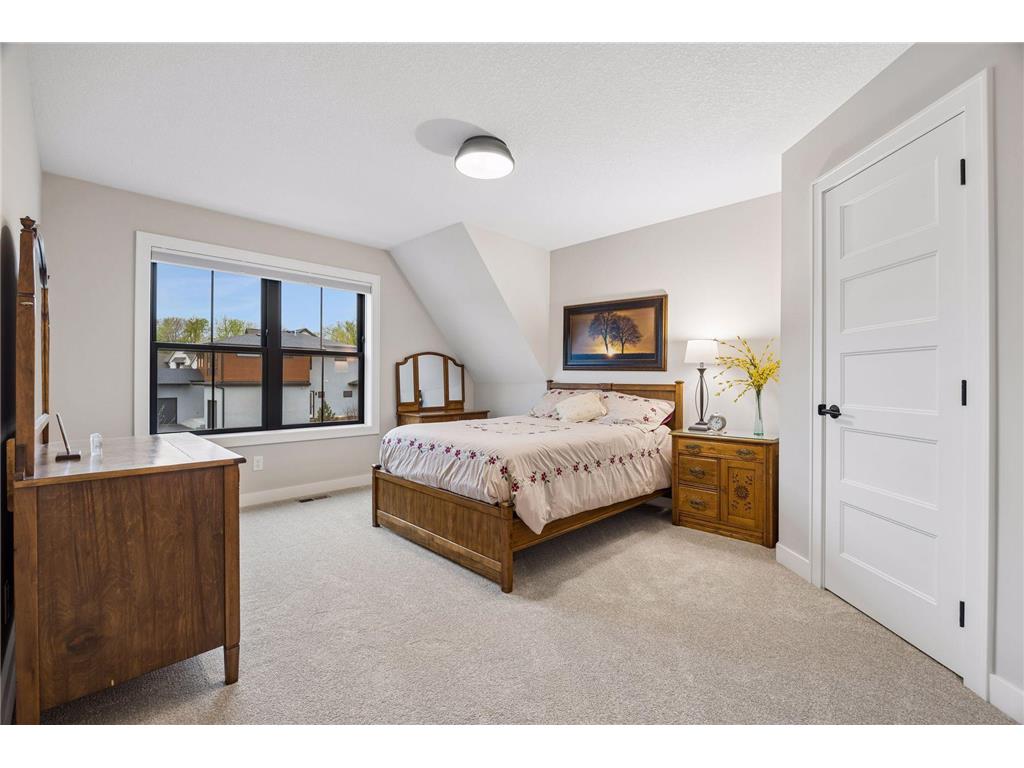 11724 Azure Lane Inver Grove Heights MN 55077 7045556 image39