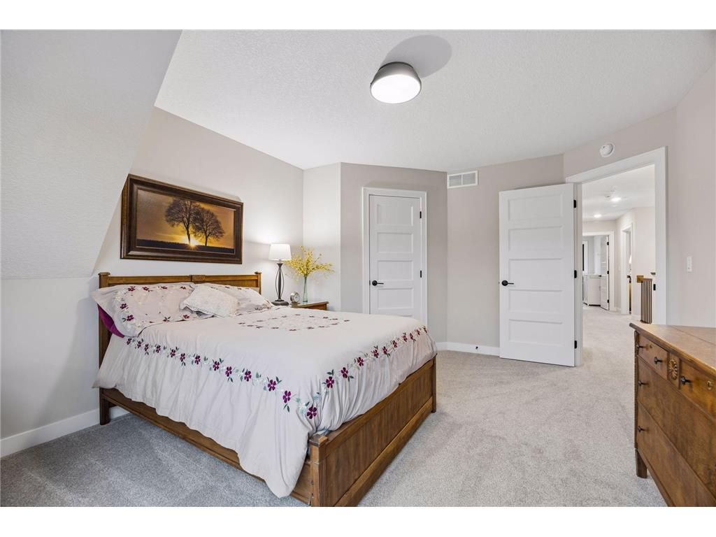 11724 Azure Lane Inver Grove Heights MN 55077 7045556 image40