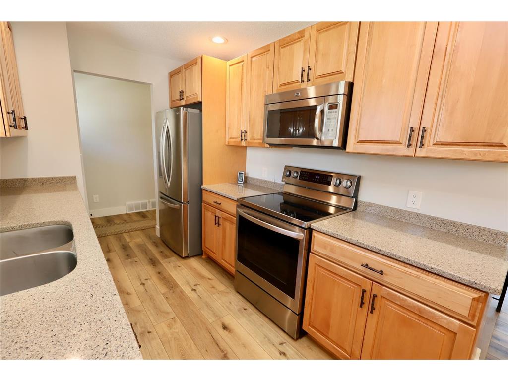 11725 Red Fox Drive Maple Grove MN 55369 - Pike 6512175 image1