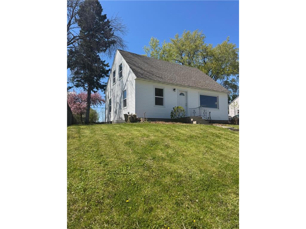 1173 Macarthur Street West Saint Paul MN 55118 7070319 image1