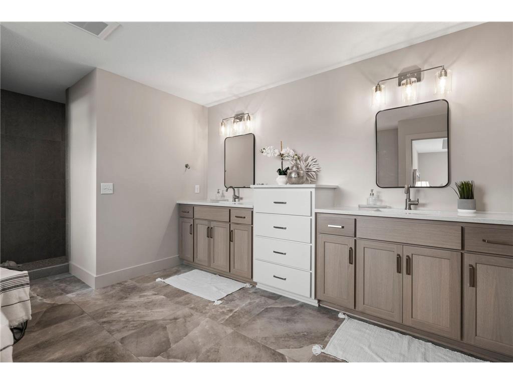 11732 Azure Circle Inver Grove Heights MN 55077 7052803 image16