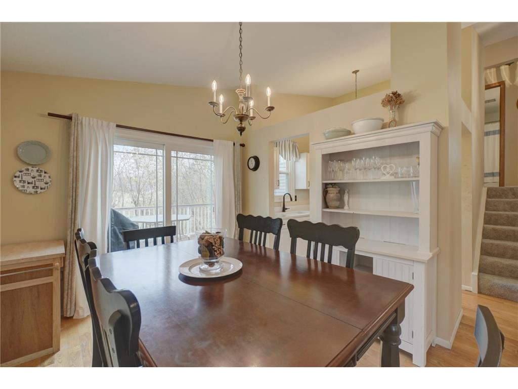 1174 Benton Way Arden Hills MN 55112 6806655 image10