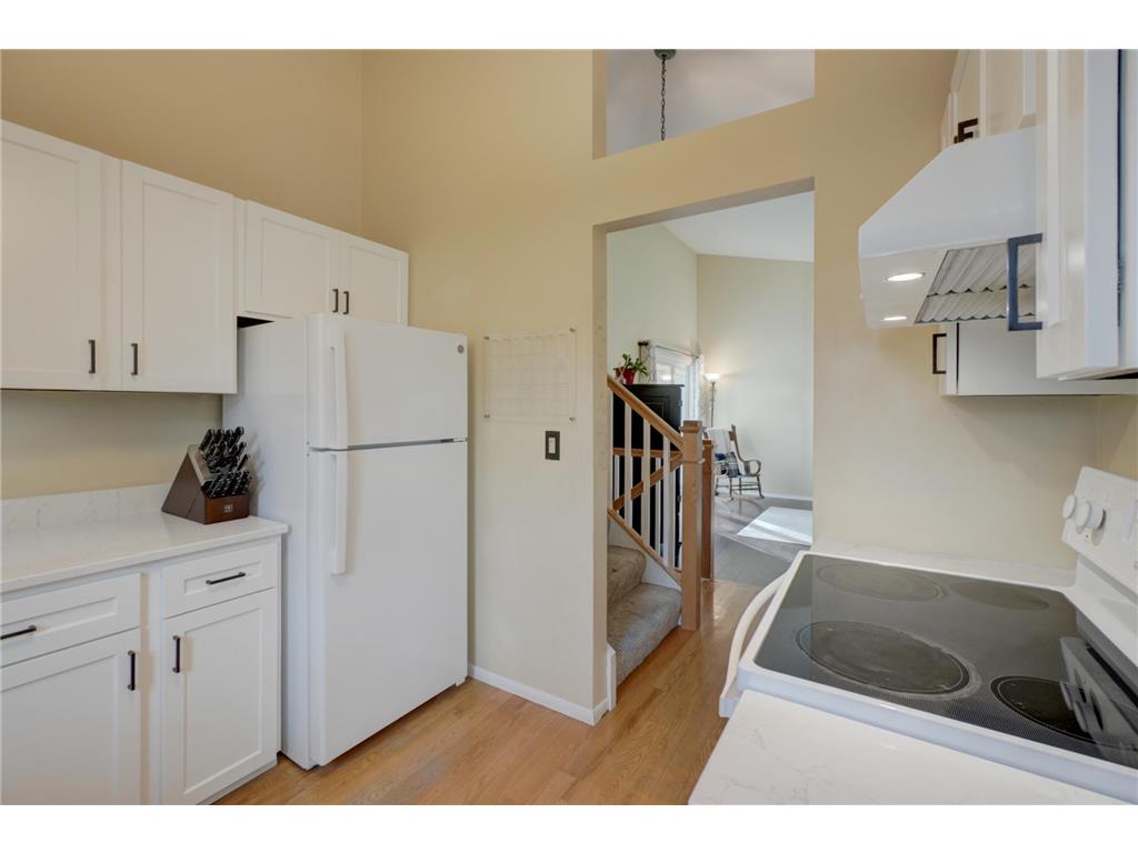 1174 Benton Way Arden Hills MN 55112 6806655 image17