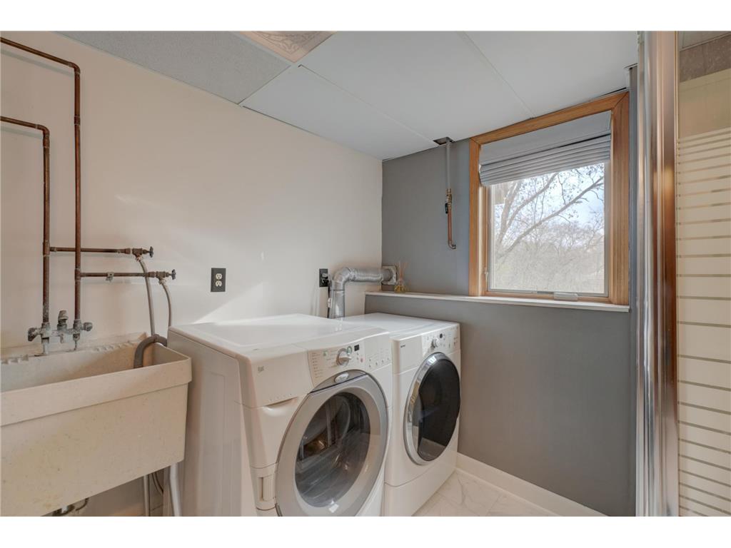 1174 Benton Way Arden Hills MN 55112 6806655 image27