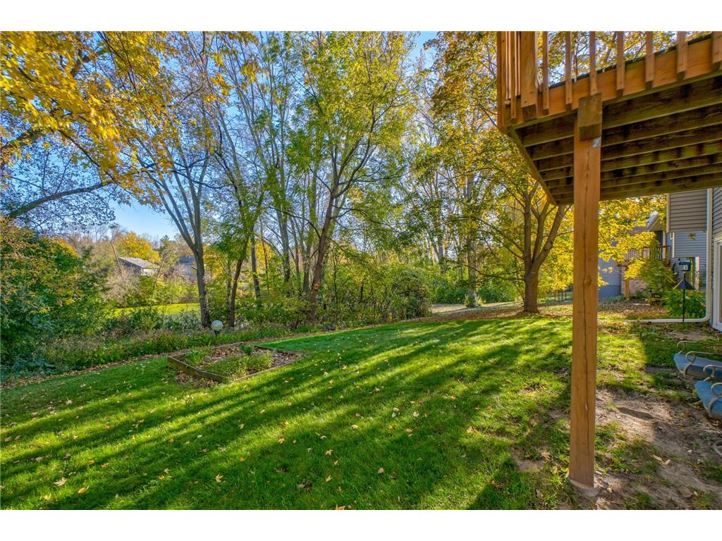 1174 Benton Way Arden Hills MN 55112 6806655 image35