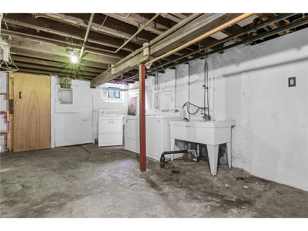 1174 Edgerton Street Saint Paul MN 55130 6792285 image16