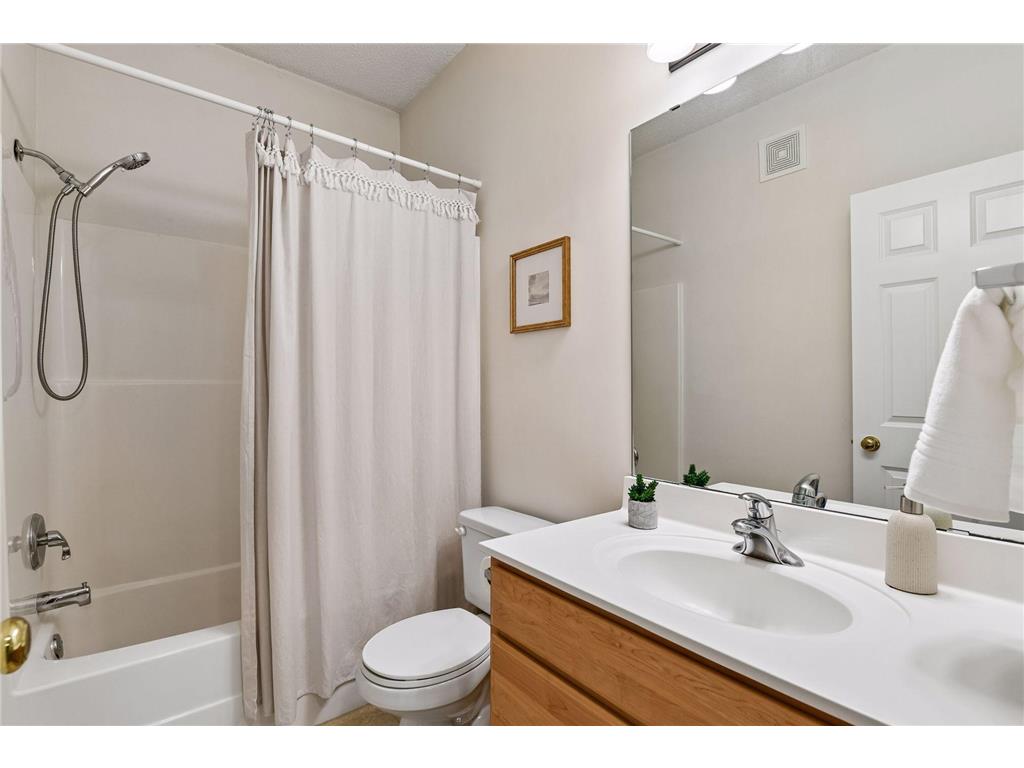 1174 Savanna Trail Victoria MN 55386 7061884 image45