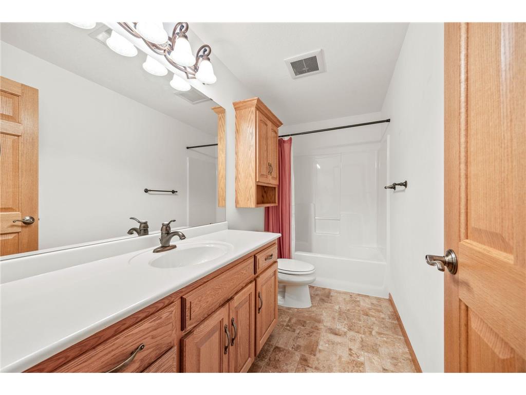 1175 Dale Street SW Hutchinson MN 55350 7105523 image26